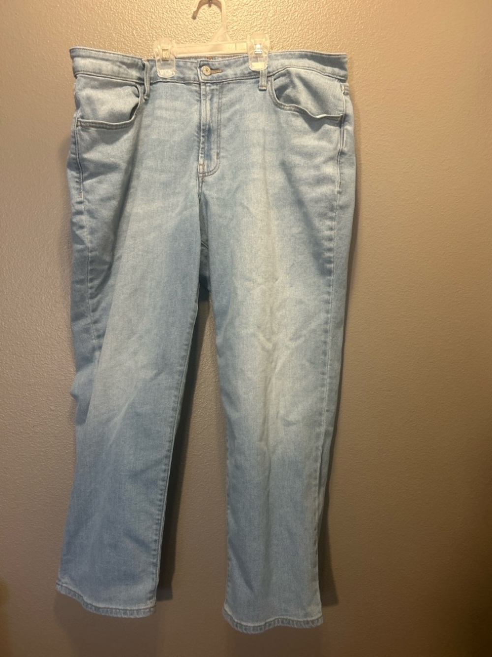 Old Navy High-Rise Wow Loose Jeans Women's Size 18 Petite Light Wash Denim